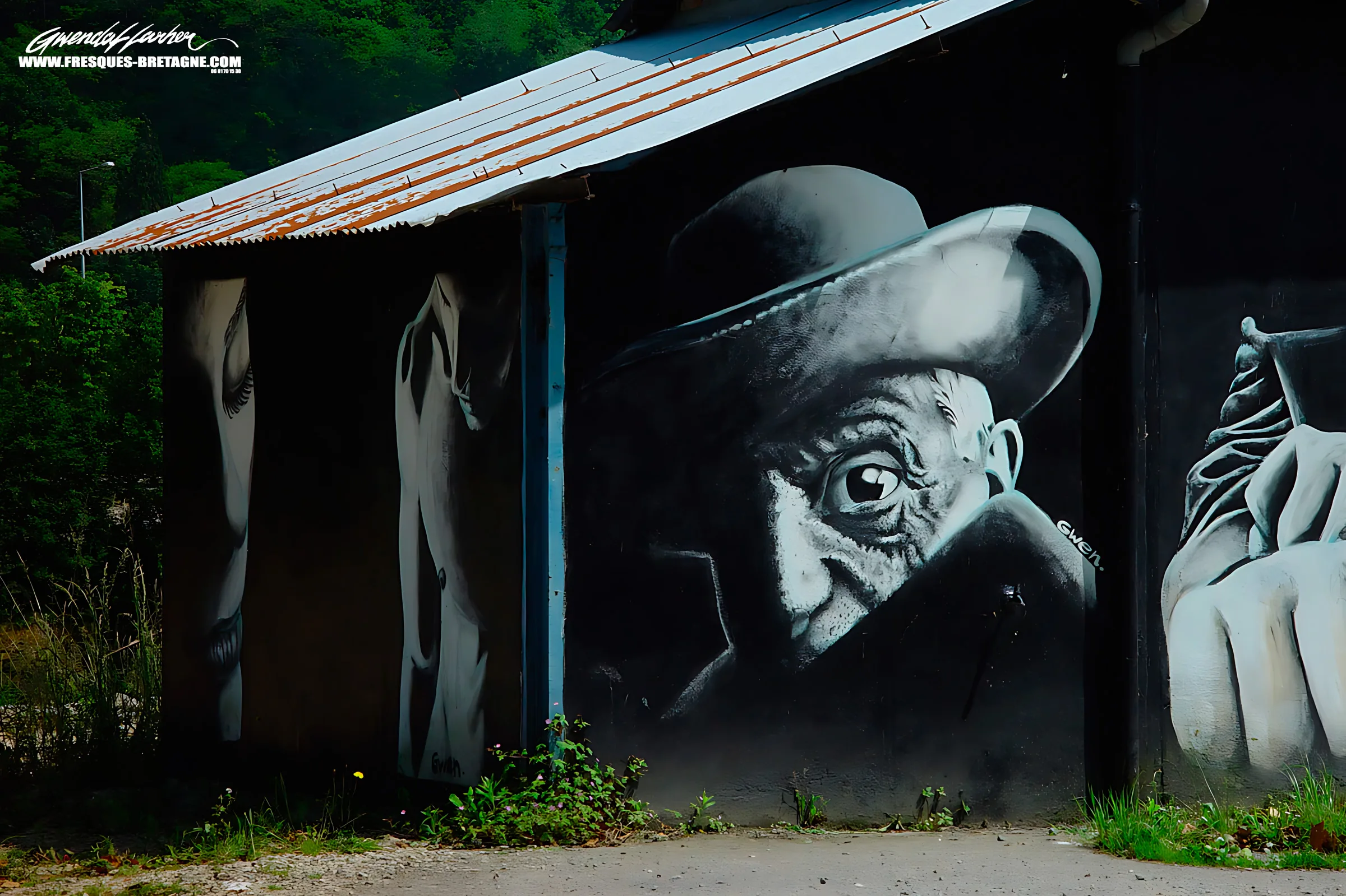 Fresque street art, portrait de Pablo Picasso peint sur le port de Morlaix.